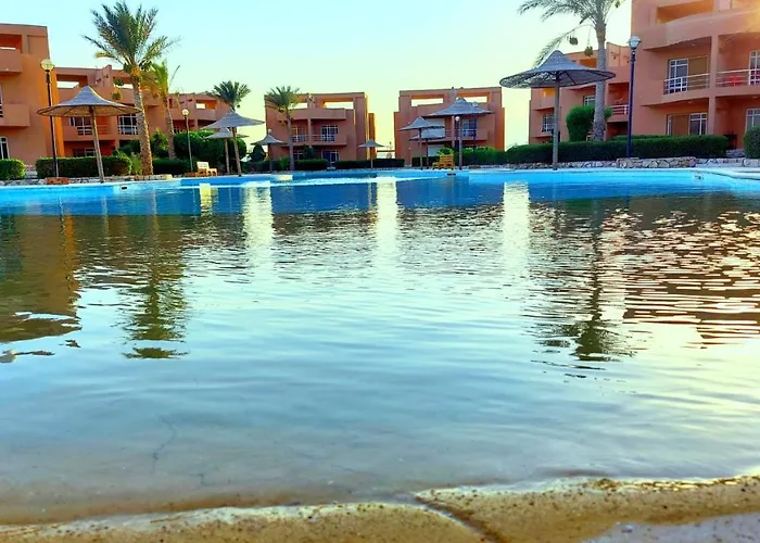 Cheerful Villa - Romance Resort
